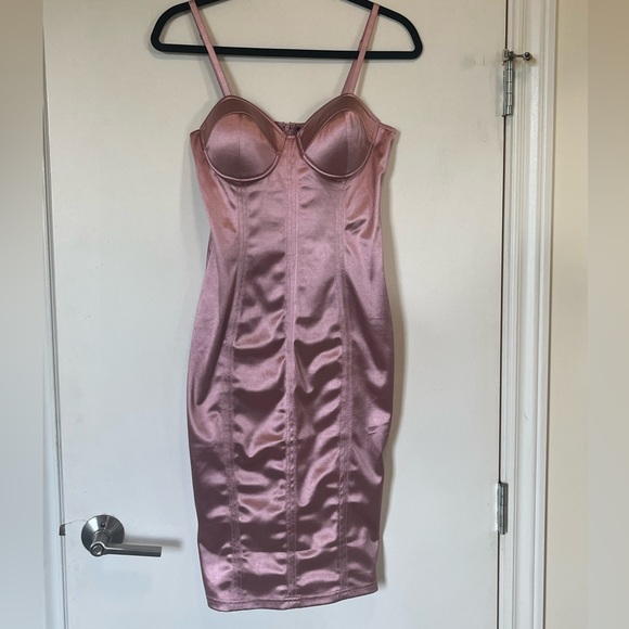 City Lux Mauve Pink Satin Dress, Medium - Picture 2 of 16